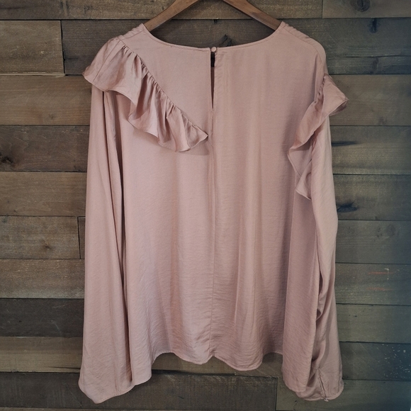 LANE BRYANT Blush Pink Ruffled Long Sleeve Blouse SZ 28 - Picture 7 of 8